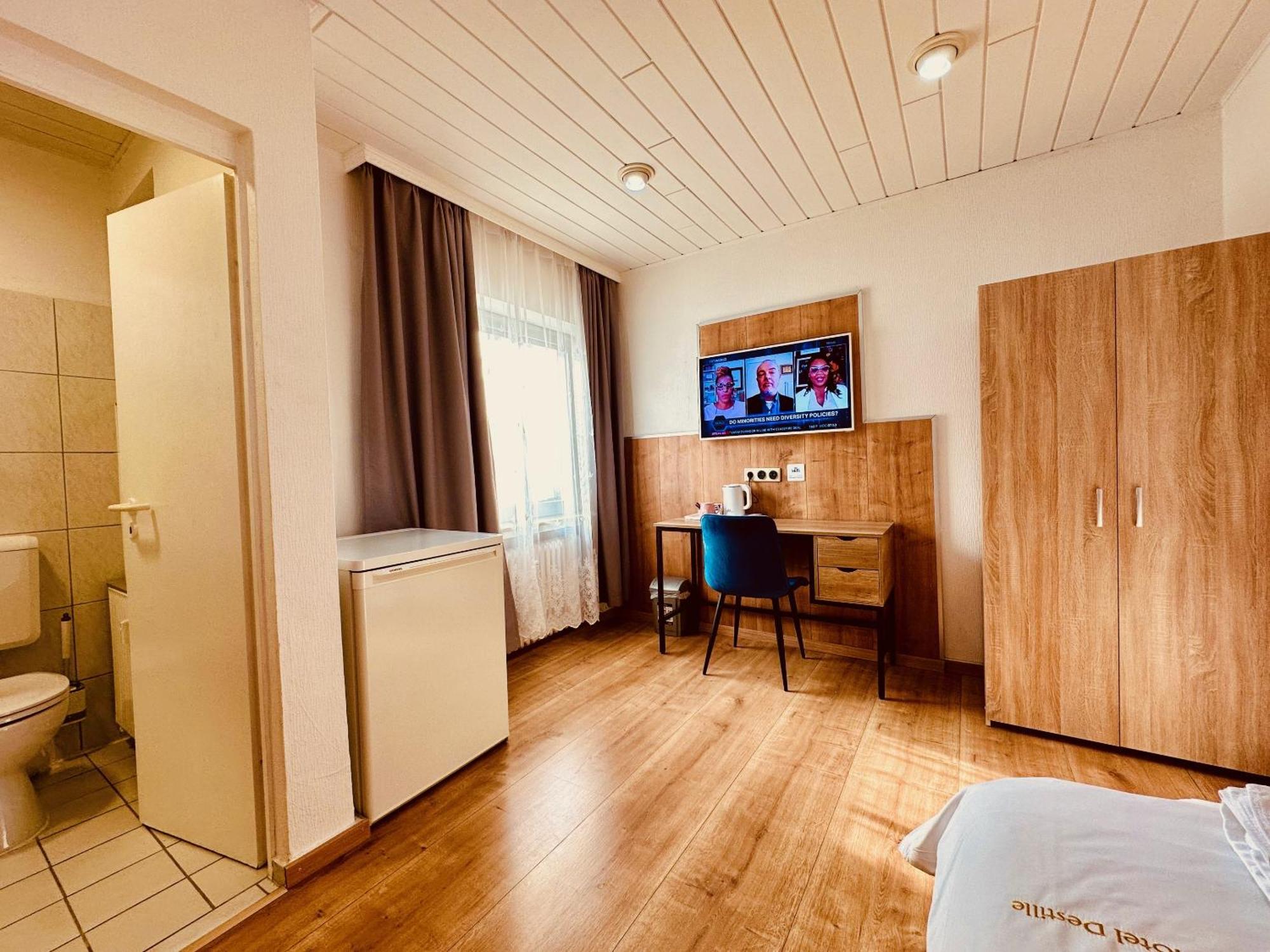 Hotel Destille Dormagen Habitación foto